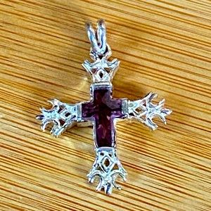 Thailand 925 Silver & Amethyst Cross Pendent